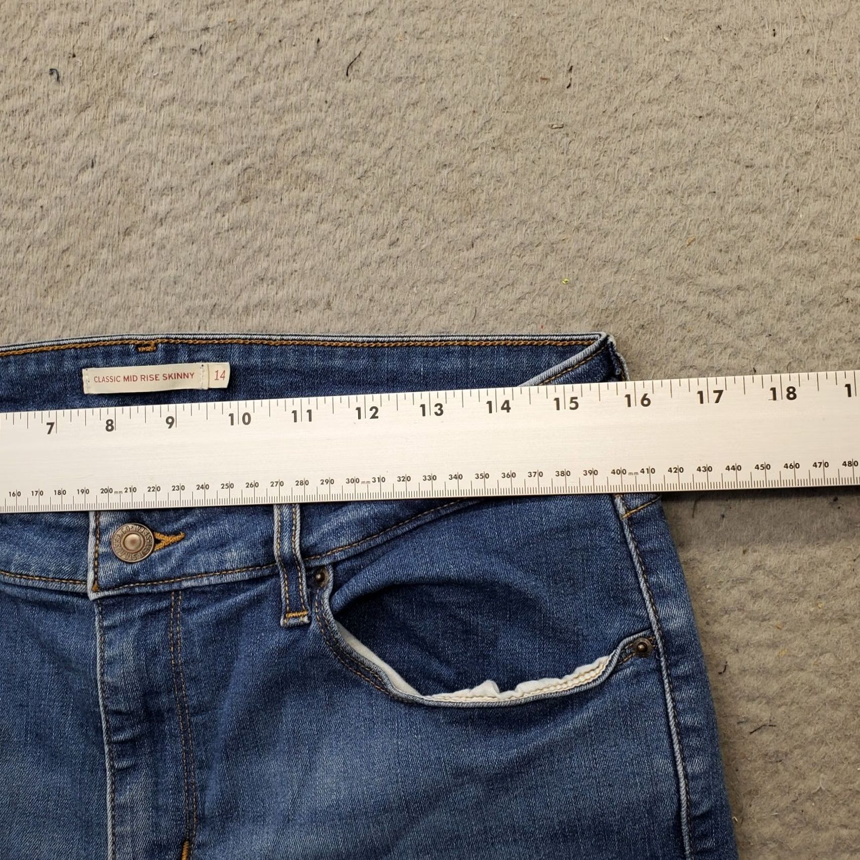 Levi's Levi's Skinny Jeans Women 14 Blue Denim Mid Rise Classic Fit 5-Pocket Denim Jeans Women's Size 14 Blue Size 36" / US 14 / IT 50 - 6 Thumbnail
