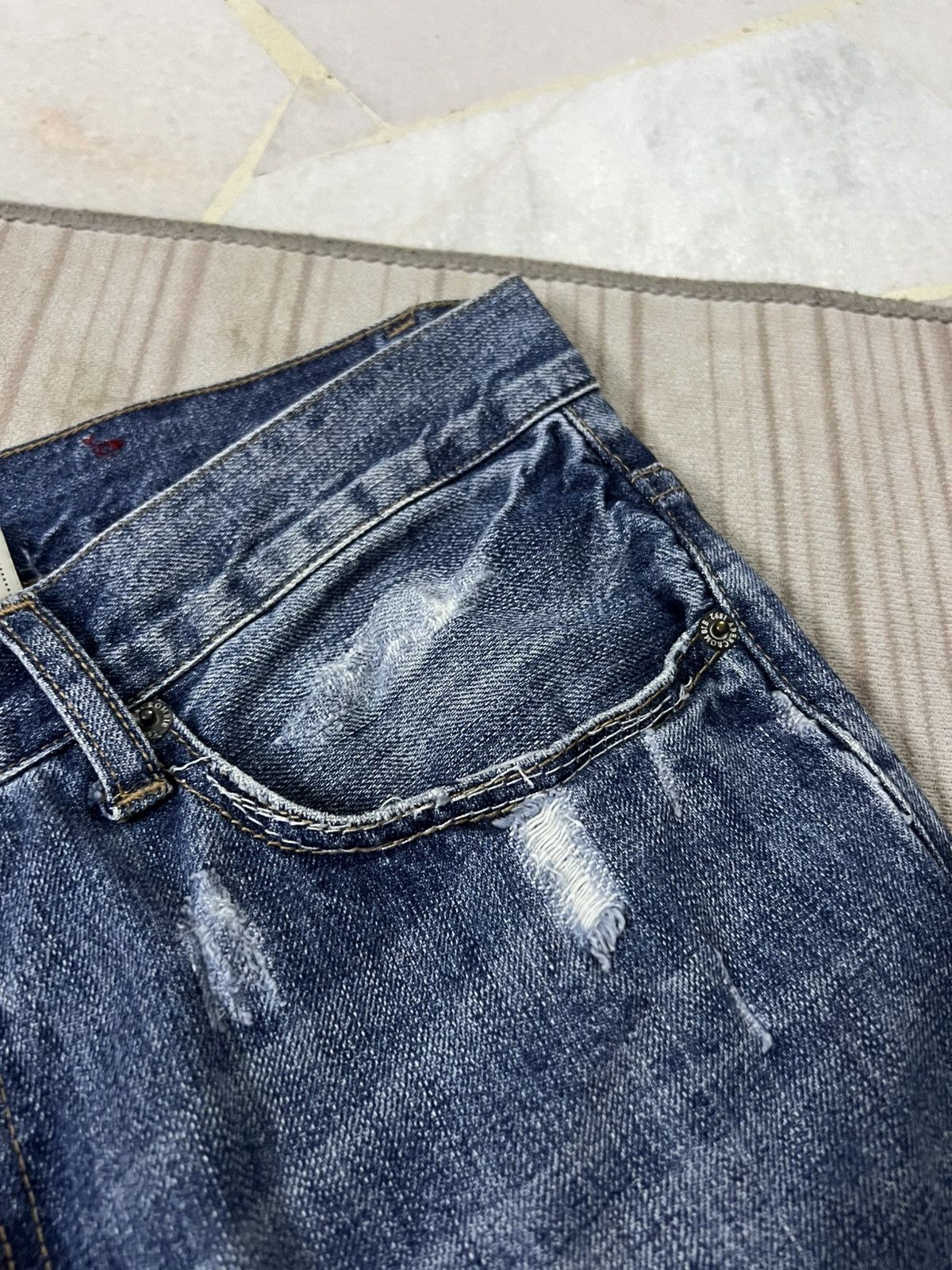 Abercrombie & Fitch 💥Flare💥Abercrombie & Fitch Distressed Faded Jean Size US 33 - 14 Thumbnail