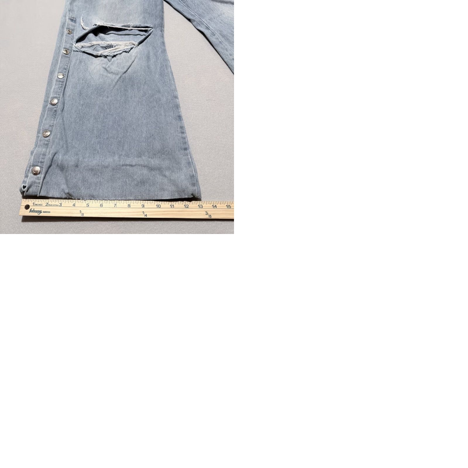 Mossimo Mossimo Jeans Women's Light Blue Snap Buttons Frayed Distressed Wide-Leg - 14 Size 36" / US 14 / IT 50 - 10 Thumbnail