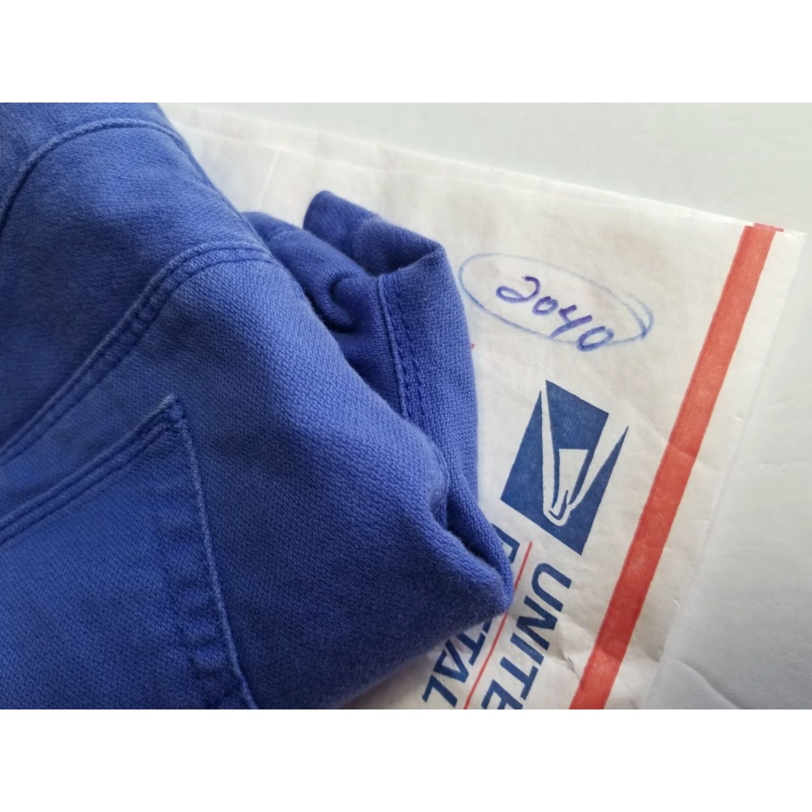 Vans Vans Denim Shorts Mini Women’s Size 7 Blue Cut-Off Denim Shorts Womens Size 7 Blue Vans Size 28" / US 6 / IT 42 - 7 Thumbnail