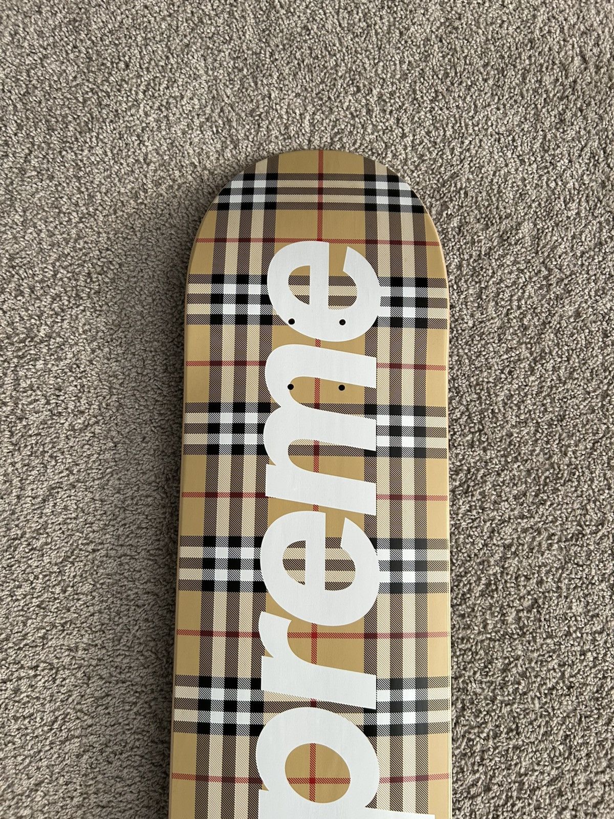 Burberry × Supreme Supreme Beige Burberry Skateboard Deck Size ONE SIZE - 2 Thumbnail