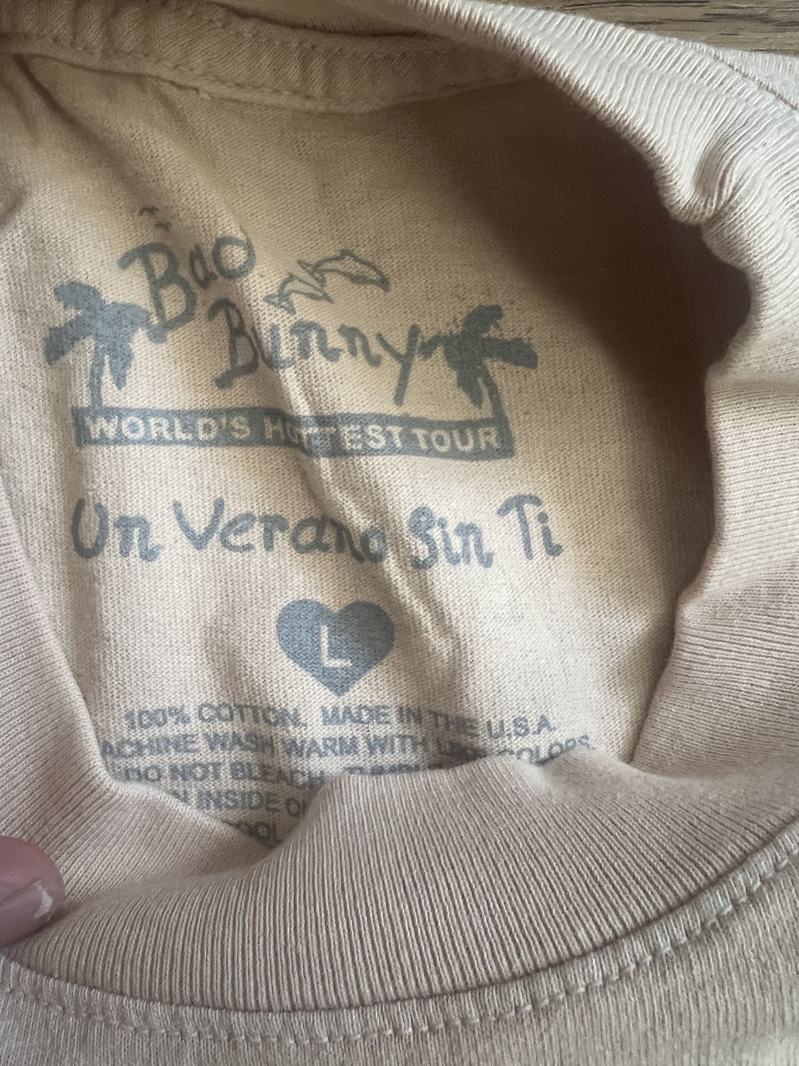 Band Tees Bad Bunny Un Verano Sin To Tour Merch Size Large Palm Tree Size US L / EU 52-54 / 3 - 3 Thumbnail