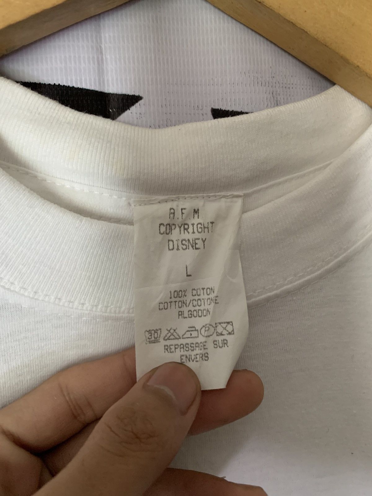 Disney RARE ITEM 🔥 Disney Vintage Le Bossu De Notre-Dame🔥 Size US L / EU 52-54 / 3 - 4 Thumbnail