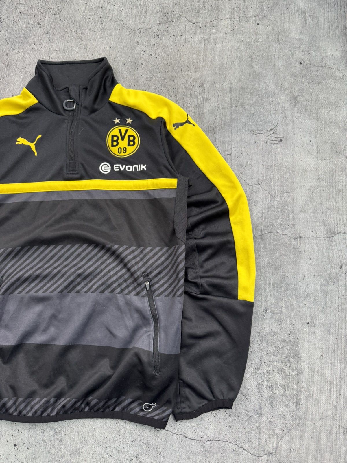 Puma Puma Borussia Dortmund football Light Jacket Size US S / EU 44-46 / 1 - 5 Thumbnail