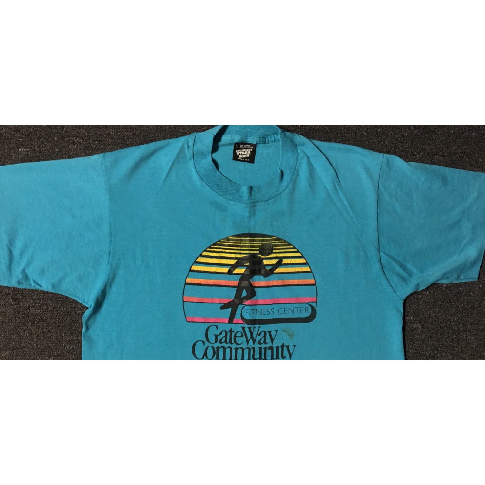 Vintage VINTAGE 90s Gateway College Fitness Center Distressed Faded Blue T-Shirt L Mens Short Sleeve Crew Neck Single Stitch Collegiate Grunge Army Punk Retro Size US L / EU 52-54 / 3 - 6 Thumbnail