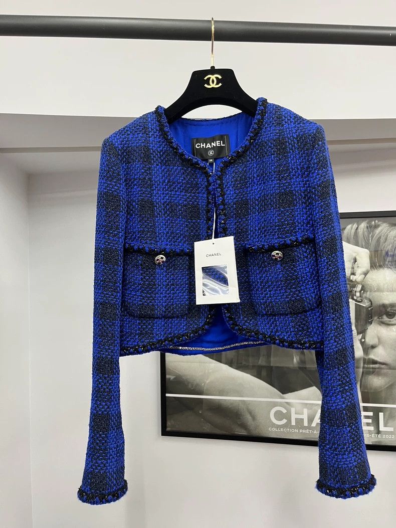Chanel Chanel 23P blue tweed short jacket Size XS / US 0-2 / IT 36-38 - 1 Thumbnail
