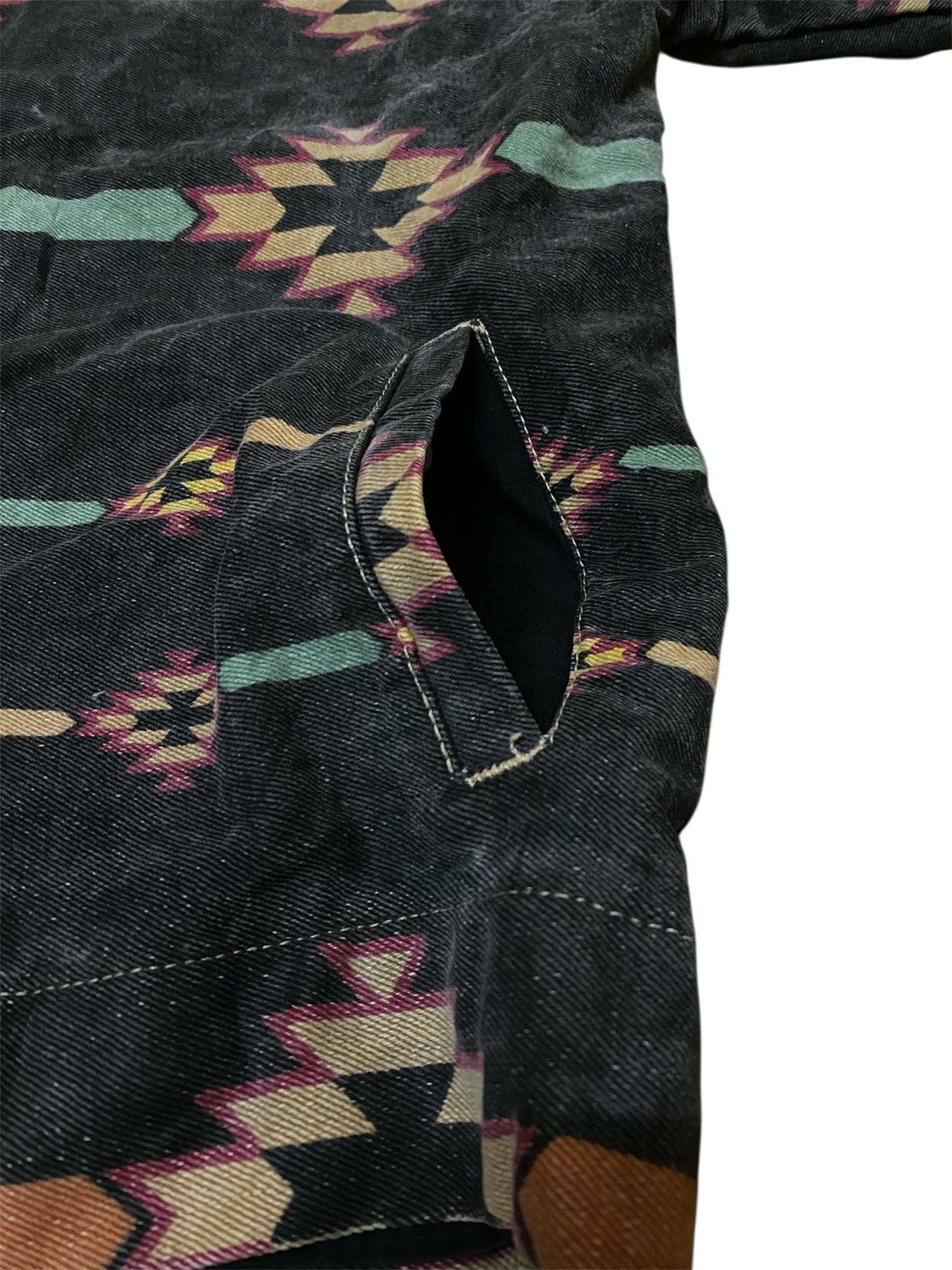 Hot Tuna Vtg 90s Hot Tuna Navajo Pattern Aztec Style Denim Jacket Size US L / EU 52-54 / 3 - 4 Thumbnail