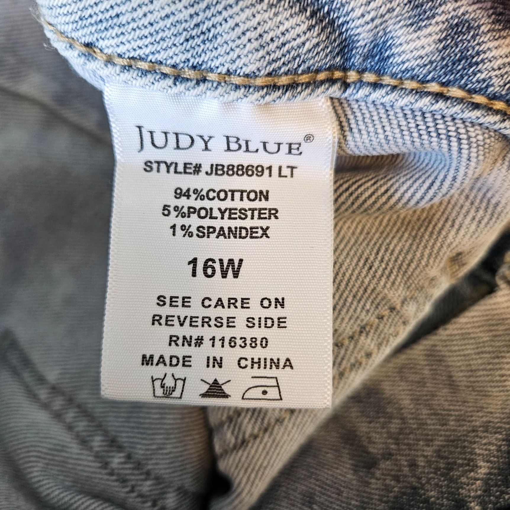 Vintage Judy Blue Womens Jogger Jeans Sz 16W Blue Light Wash High Rise Size 38" / US 16 / IT 52 - 6 Thumbnail
