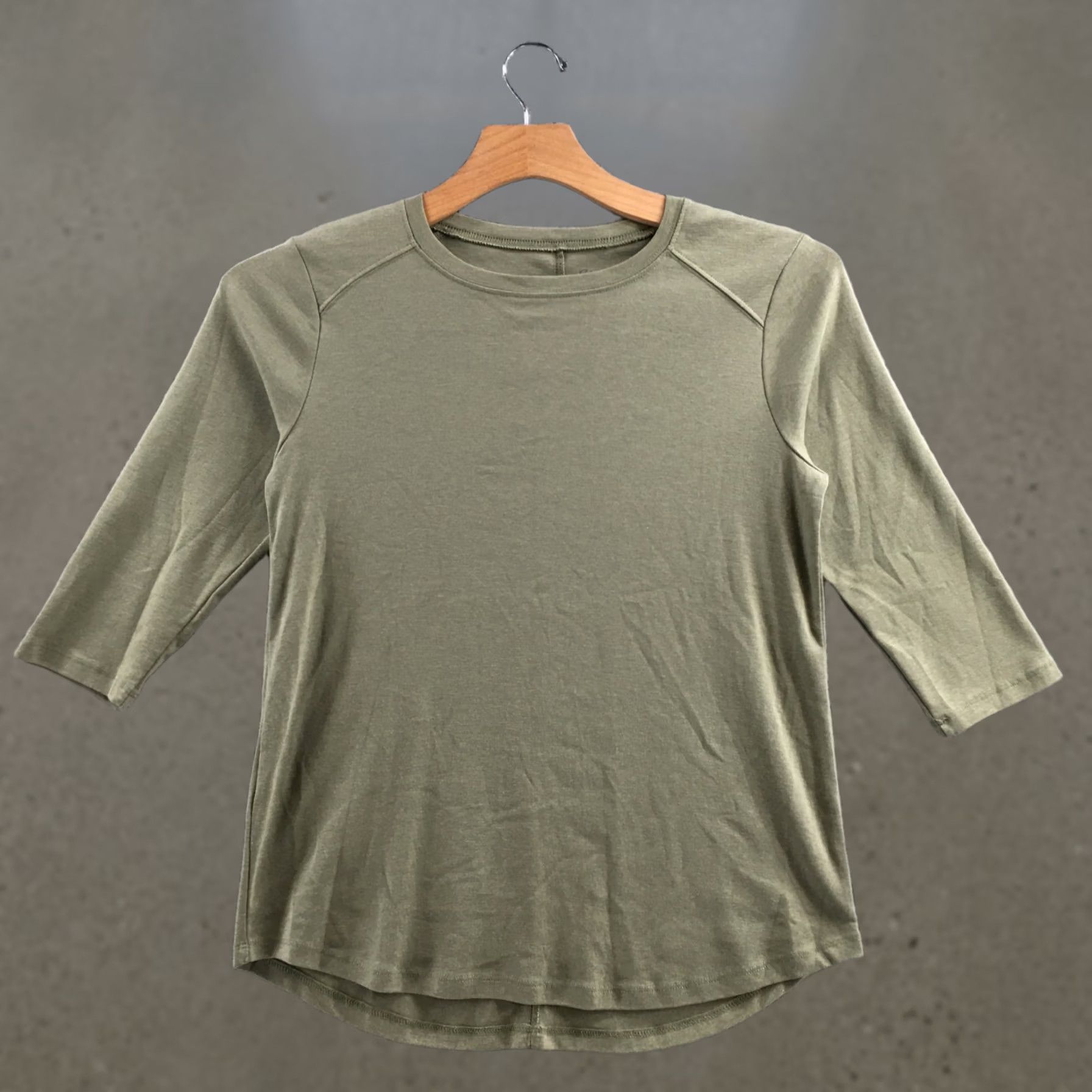 Eddie Bauer Eddie Bauer T-Shirt Womens Medium Green Cotton Crew Neck 3/4 Sleeve Casual Shirt Size M / US 6-8 / IT 42-44 - 1 Thumbnail