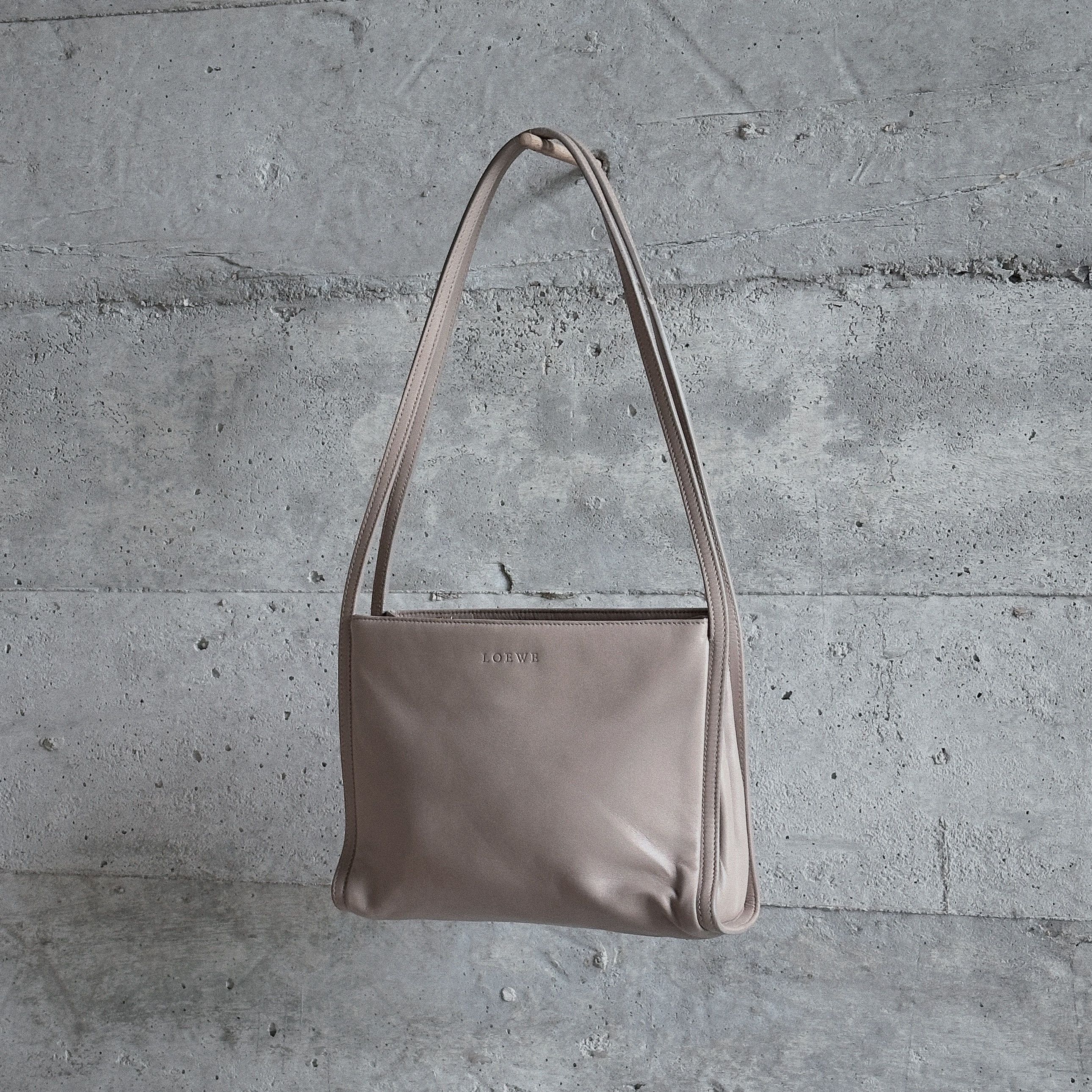 Loewe Loewe Vintage Shoulder Bag – Soft Leather, Made in Spain Size ONE SIZE - 1 Thumbnail