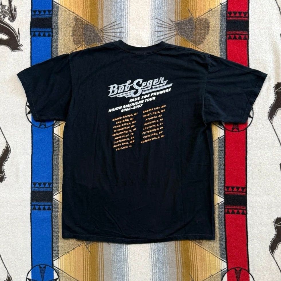 Anvil VINTAGE Bob Seger Face The Promise Concert Band T-Shirt Large Black Mens Short Sleeve Solid 2000s Rock Band Music Y2k Concert 2000-2009) Size US L / EU 52-54 / 3 - 2 Thumbnail