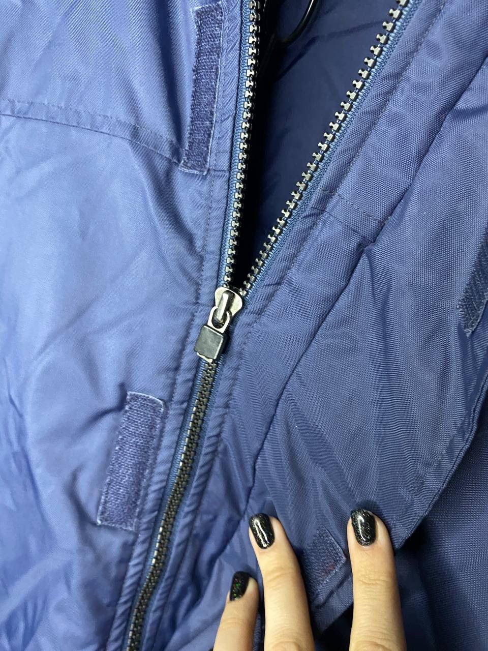 Nike Nike Vintage 90s Small Logo Blue Down Jacket Winter Parkas Size US L / EU 52-54 / 3 - 16 Thumbnail