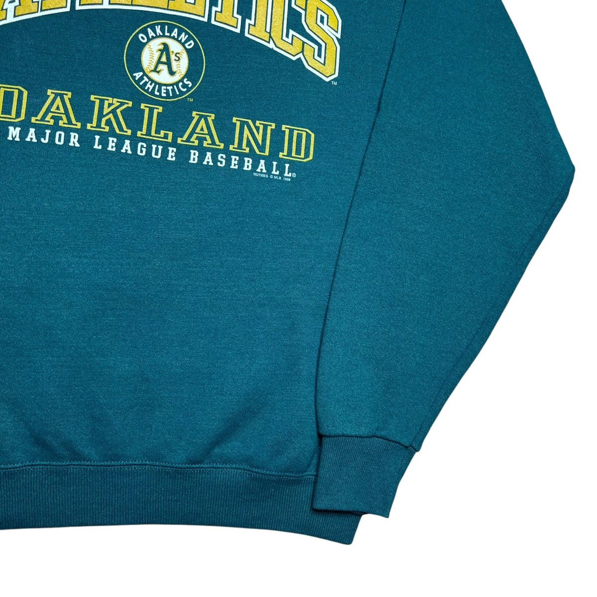 MLB 1998 MLB Oakland Athletics Lee Sport Spell Out Sweatshirt Size US XL / EU 56 / 4 - 17 Thumbnail