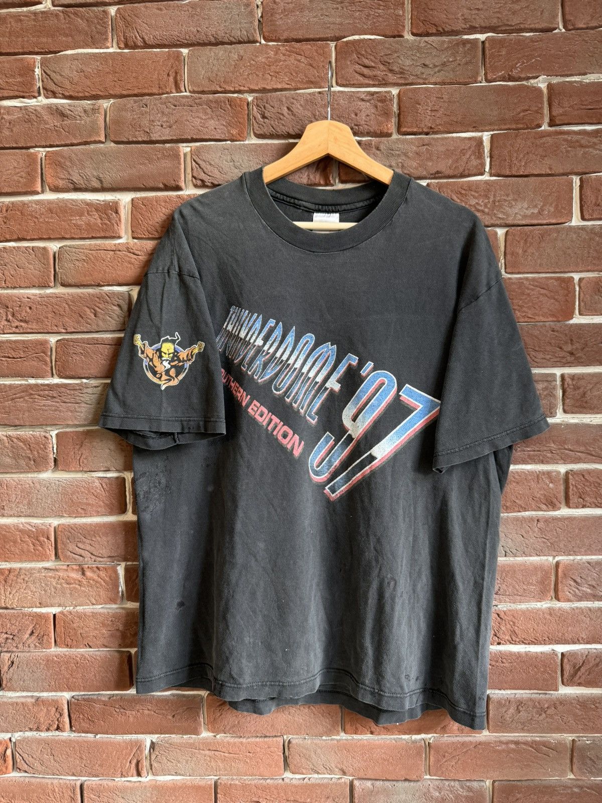 Band Tees Rare Vintage 1997 Thunderdome Belgium Gabber Band Tshirt 90s Size US XL / EU 56 / 4 - 1 Thumbnail