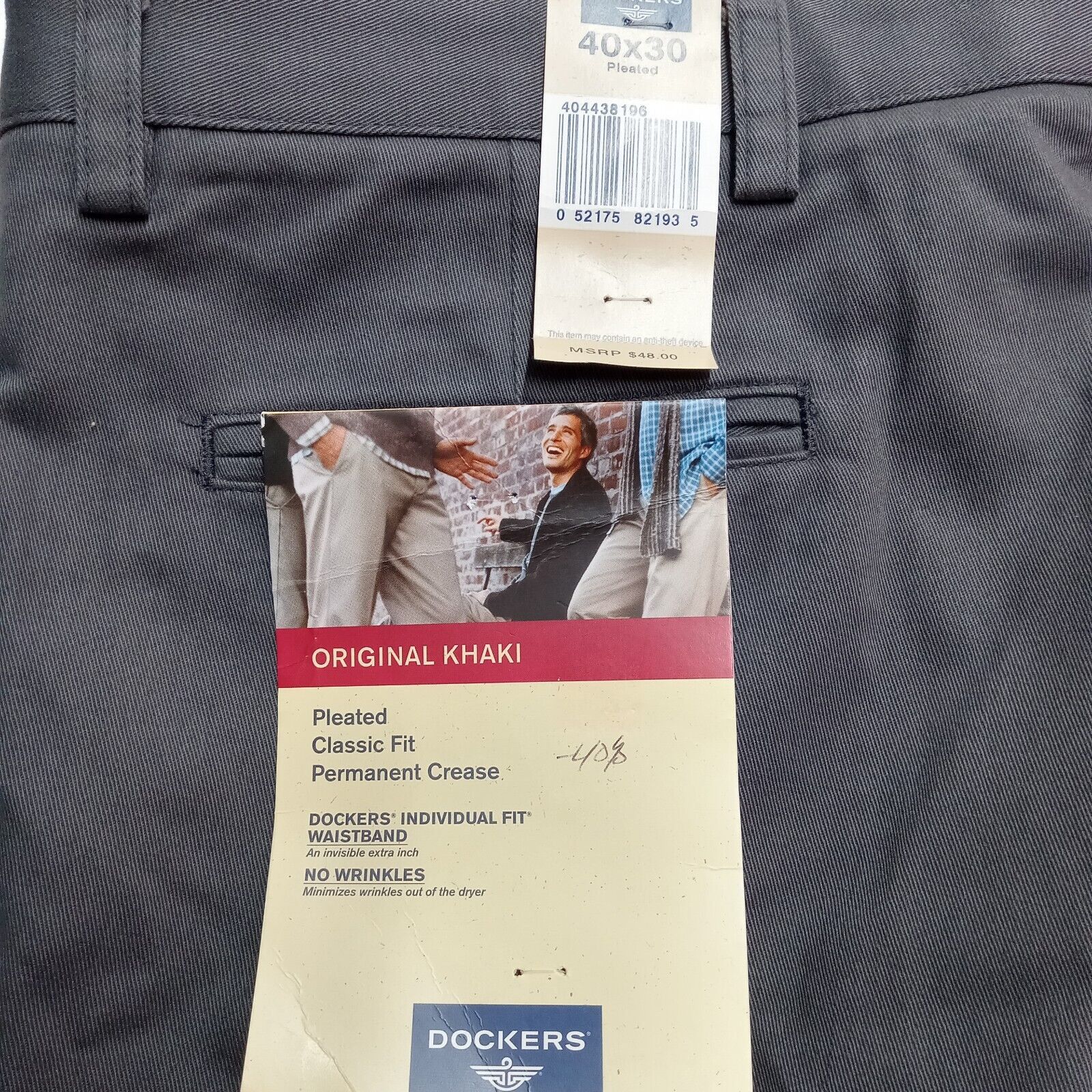 Dockers Vintage Dockers Khakis Men's 40x30 Gray Pleated Classic Fit Size US 40 / EU 56 - 2 Thumbnail