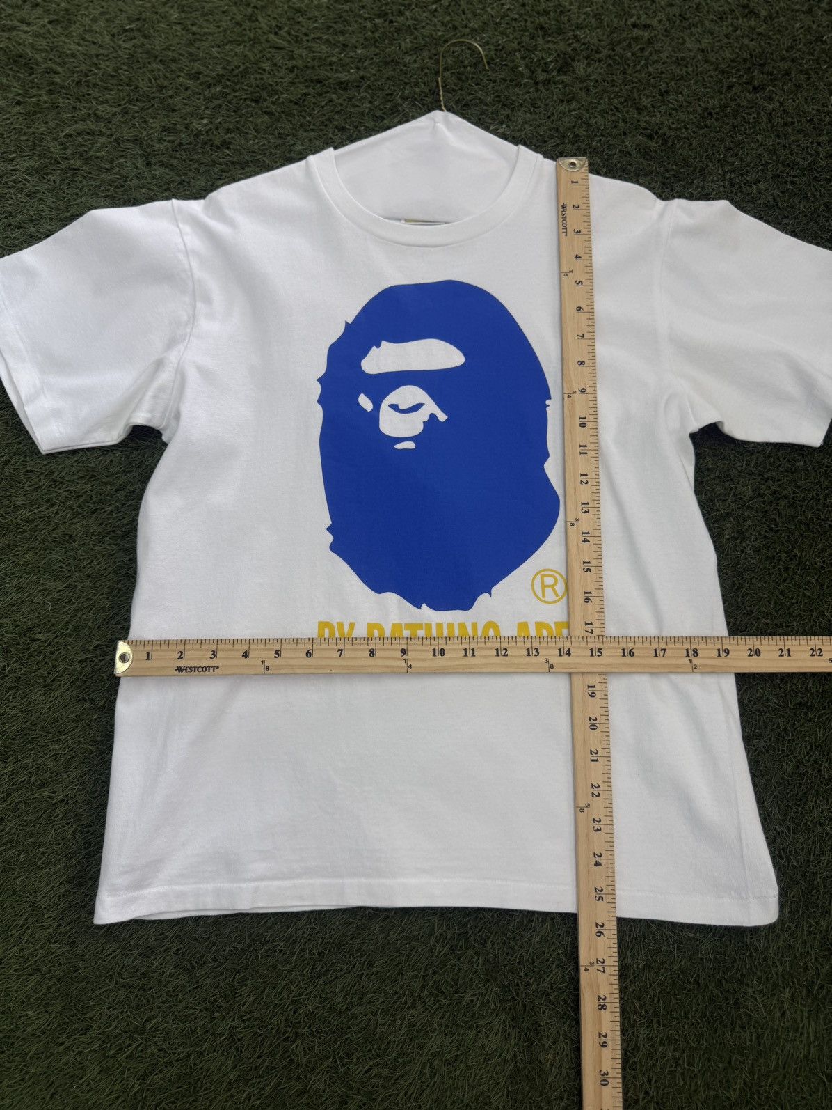 Bape Bape Ape Blue Yellow Head Tee Size M 🧼 Size US M / EU 48-50 / 2 - 14 Thumbnail