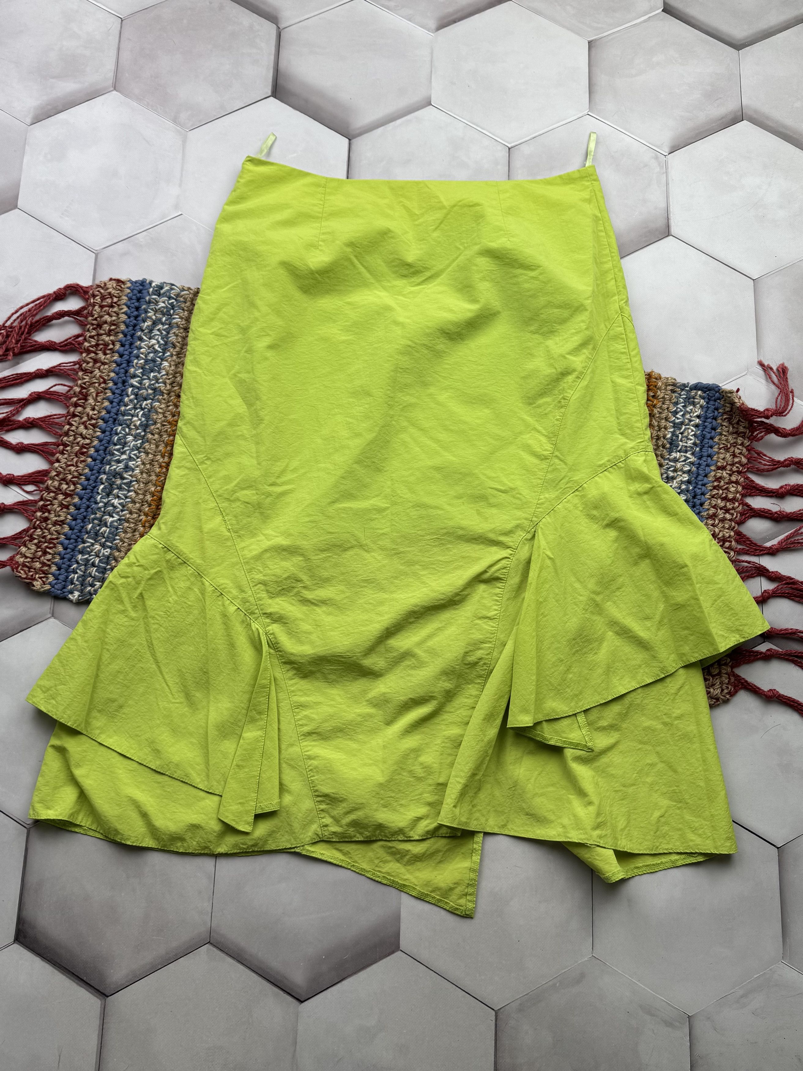 Vintage Vintage Asymmetry Flare Skirt (E4) Size 32" / US 10 / IT 46 - 4 Thumbnail