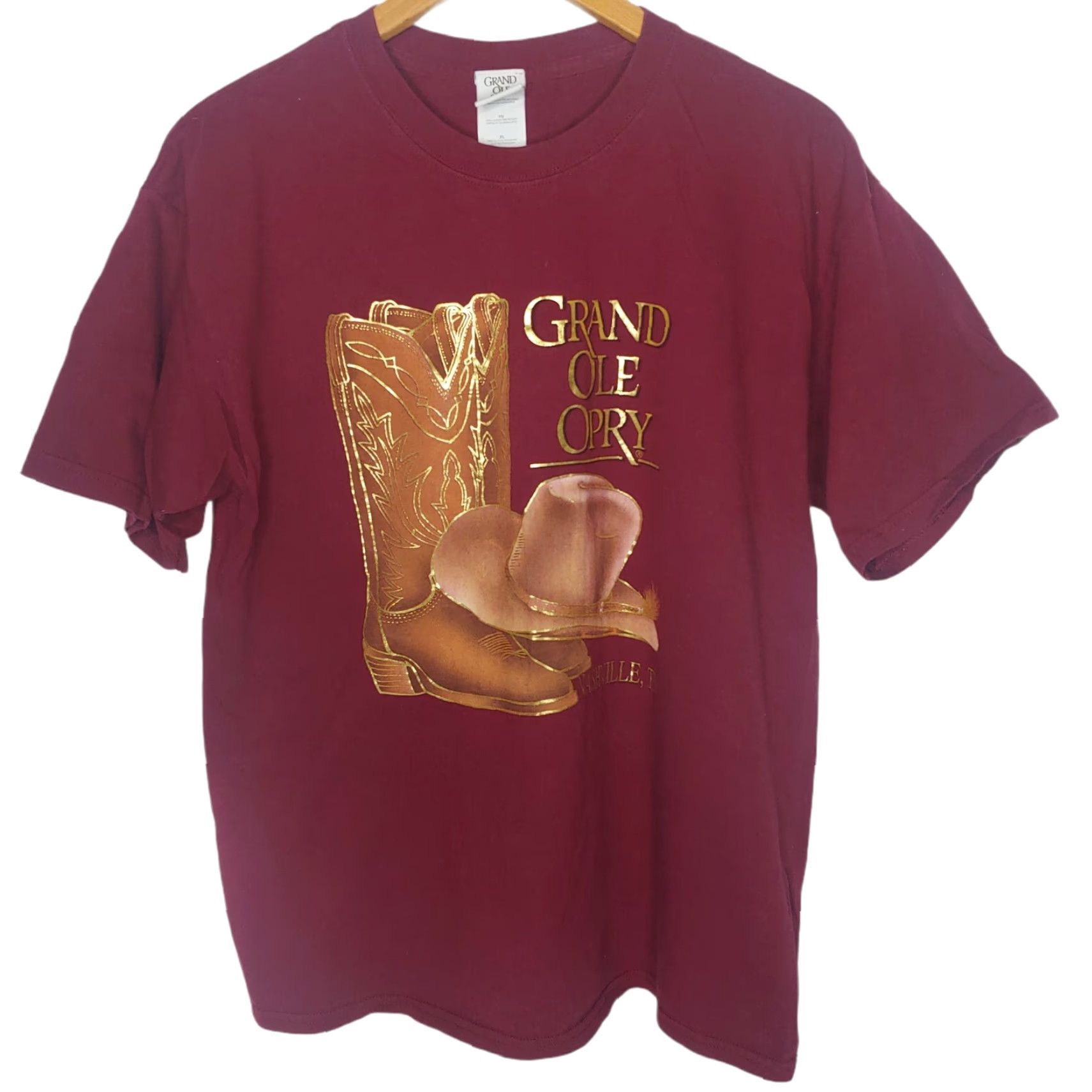 Vintage VINTAGE Grand Ole Opry Shirt XL Maroon Country Music Hall T-Shirt Cowboy Boots Cowboy Hat Graphic Print Gold Foil 90s Men Size US XL / EU 56 / 4 - 2 Thumbnail