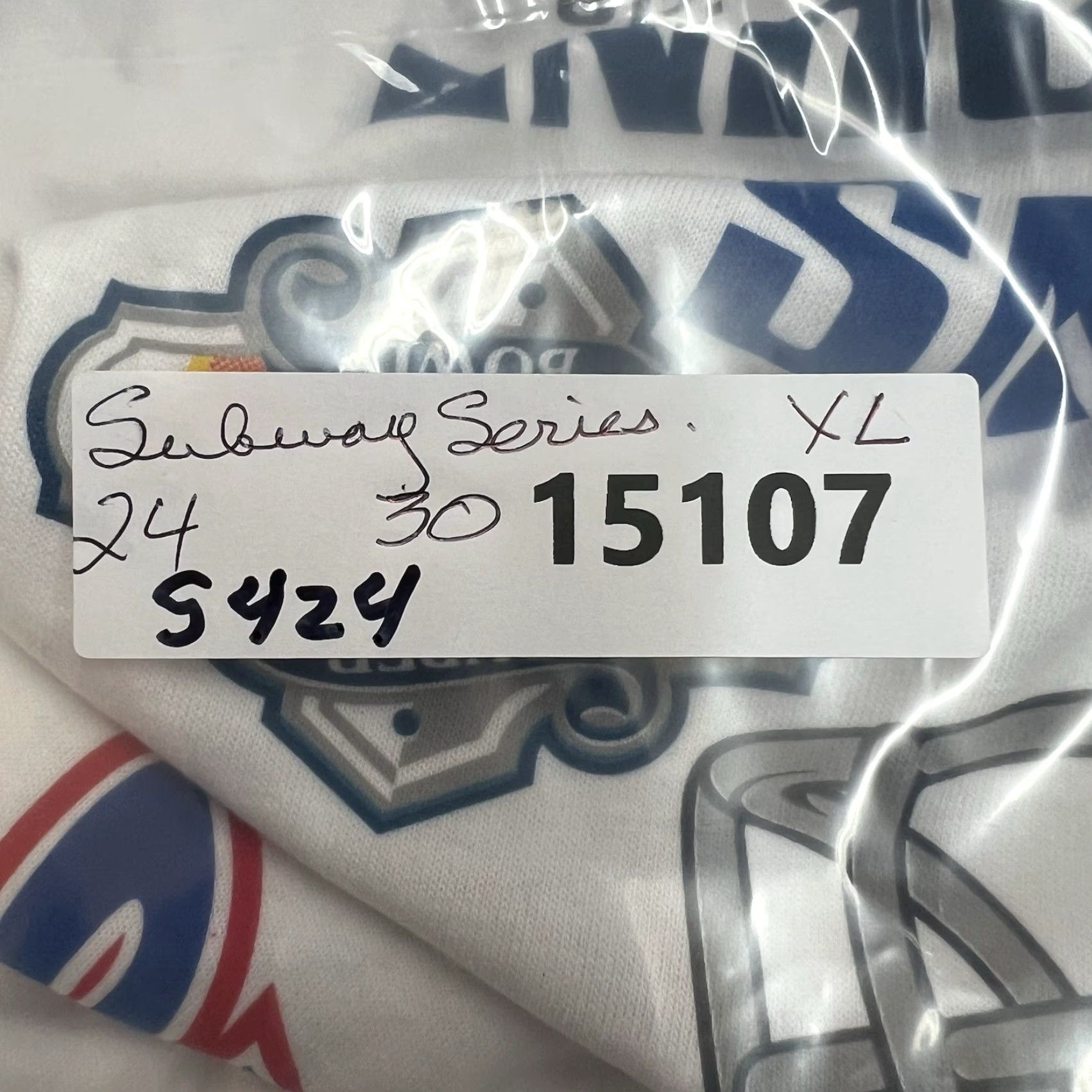 MLB VINTAGE 2000 MLB Subway Series Mets Yankees T-Shirt Mens XL White Double-Sided Graphic Print Sports Size US XL / EU 56 / 4 - 6 Thumbnail