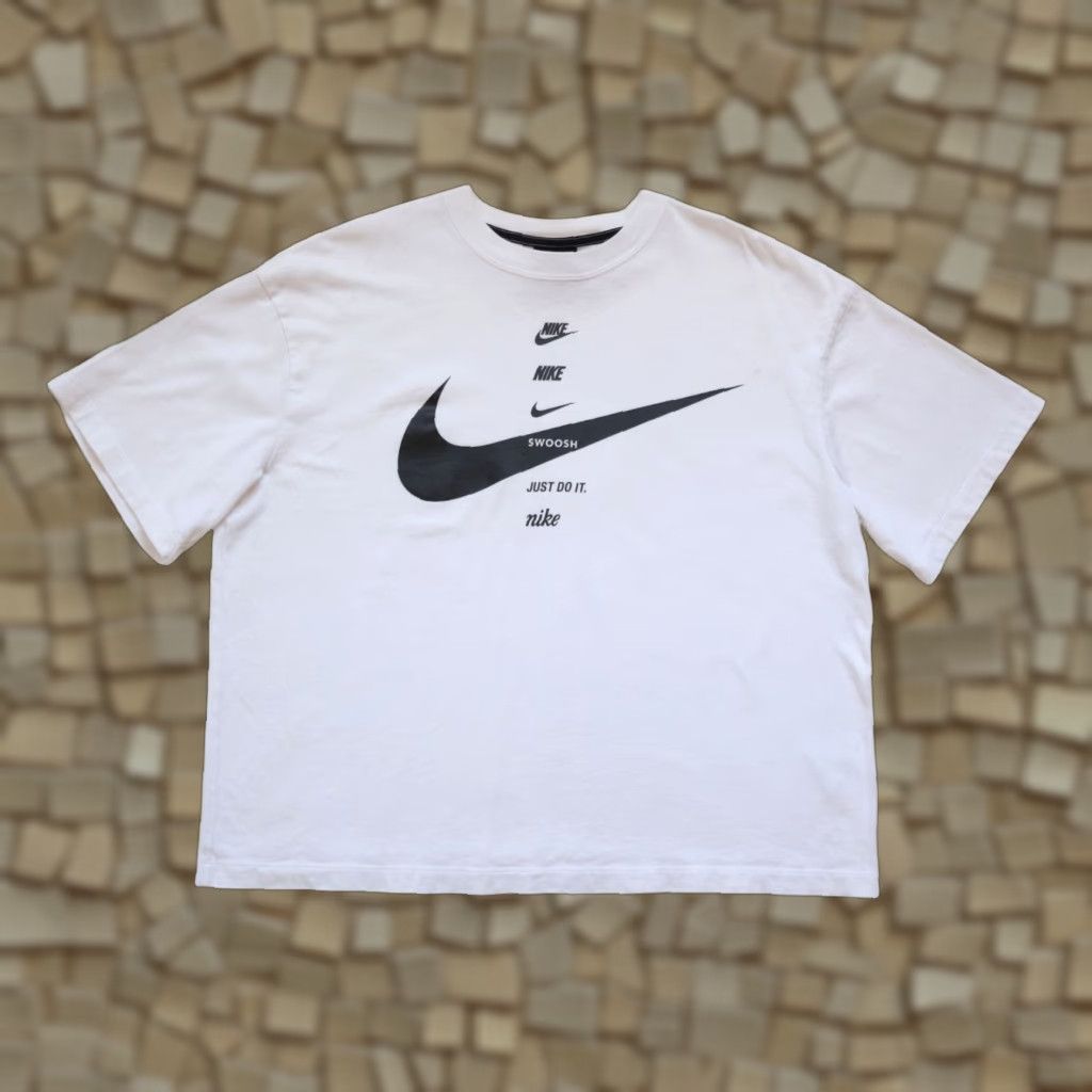 Nike VINTAGE Nike SWOOSH SPORTWEAR ACTIVE RETRO Y2K WHITE GRAPHIC BOXY T SHIRT SZ L Size US L / EU 52-54 / 3 - 1 Thumbnail