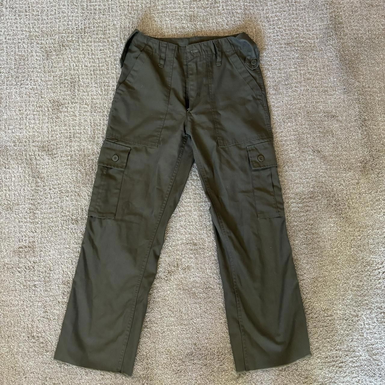 Urban Outfitters Urban Outfitters Green Cargo Pants Size 26" / US 2 / IT 38 - 1 Thumbnail