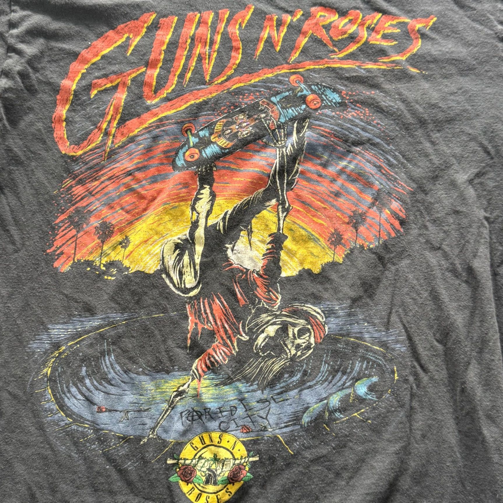 Paradise Guns N' Roses Shirt Mens XL Black Paradise City Graphic Tee Rock Band Skate Size US XL / EU 56 / 4 - 3 Thumbnail
