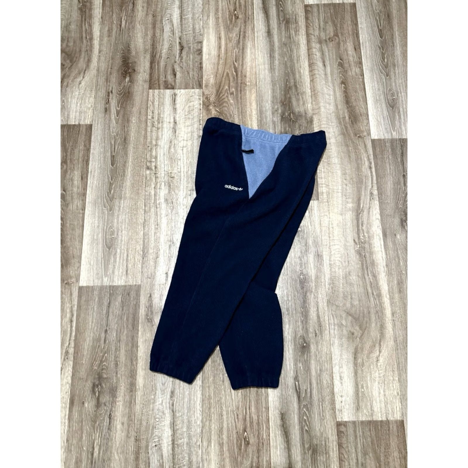 Adidas ADIDAS FLEECE SWEATPANTS Size L NAVY BLUE Y2K RARE PANTALONE MEN’S Size US 33 - 3 Thumbnail
