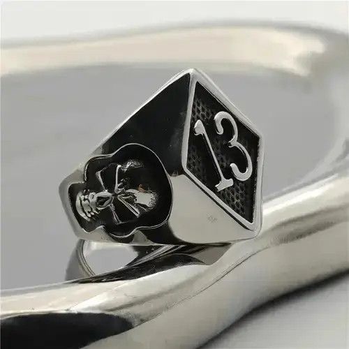 Jewelry x Ring Gold Plated Solid Skull 13 Ring in Silver, Men's