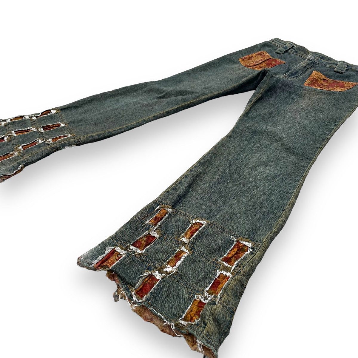 If Six Was Nine × Japanese Brand × Le Grande Bleu (L.G.B.) 🇯🇵 VINTAGE JAPANESE SUPER FLARE REWORKED RUSTY DENIM PANTS Size 30" / US 8 / IT 44 - 4 Thumbnail