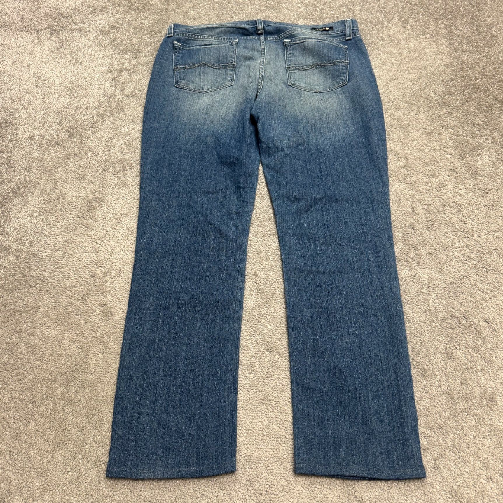 Lucky Brand Lucky Brand Jeans Womens 14 32 Blue Mid Rise Straight Denim 5-Pocket Regular Inseam 29 Inseam City Outdoor Vintage No Size 36" / US 14 / IT 50 - 2 Thumbnail