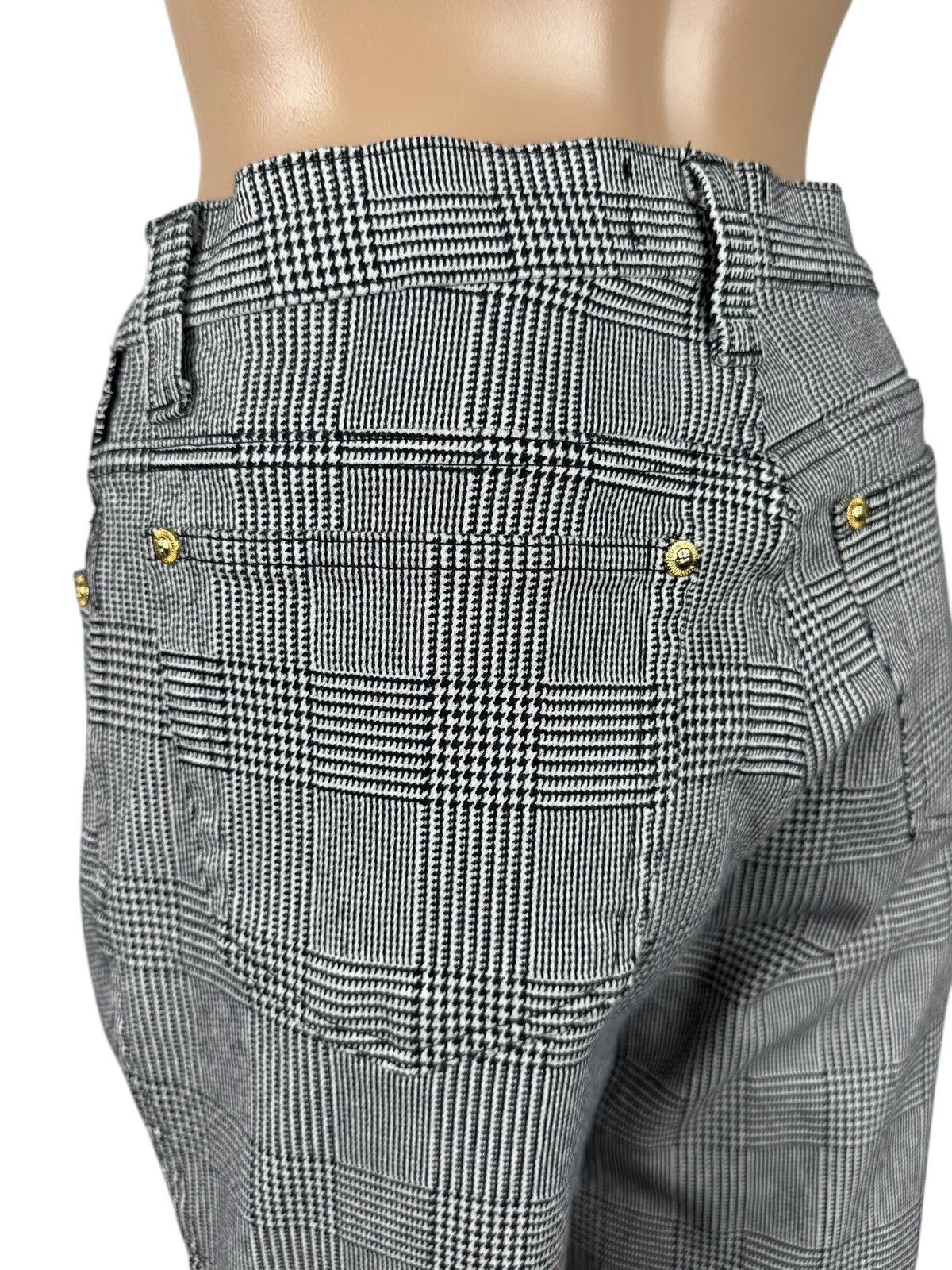 Versace Jeans Couture × Vintage Versace Jeans Couture Vintage Check Pants 1990s size 32 Size 32" / US 10 / IT 46 - 7 Thumbnail