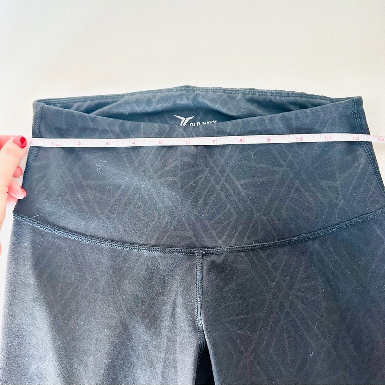 Old Navy 2 OLD NAVY Grey Black Stripe Geometric High Rise Leggings Size 27" / US 4 / IT 40 - 15 Thumbnail
