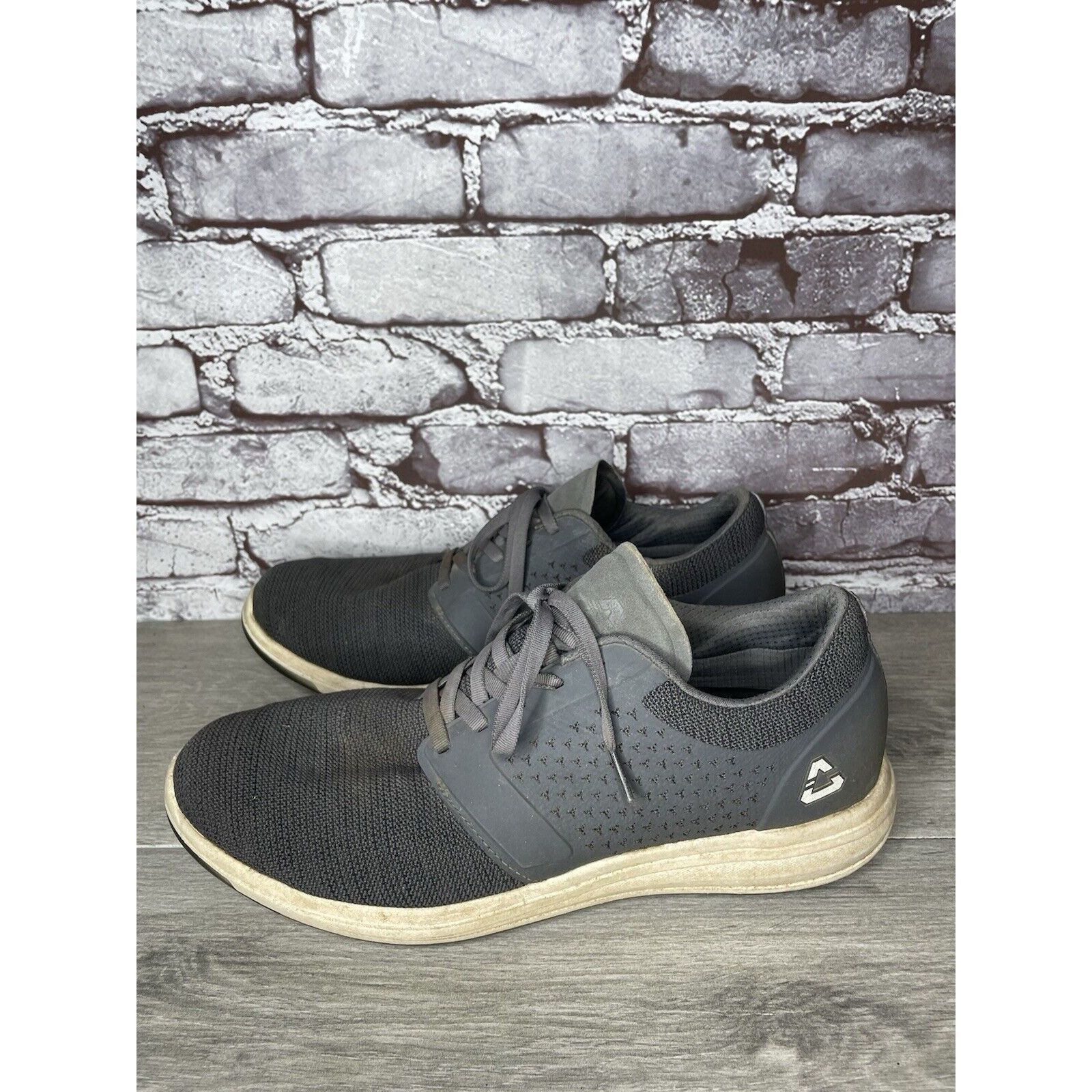 Other Cuater Gray Knit Fabric Lightweight Spikeless Golf Shoes Men Size US 11 / EU 44 - 1 Thumbnail