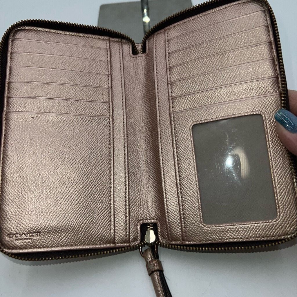 Coach Coach Women's Metallic Universal Wallet with Phone Pocket in Rose Gold Pebble Leather. Size ONE SIZE - 6 Thumbnail