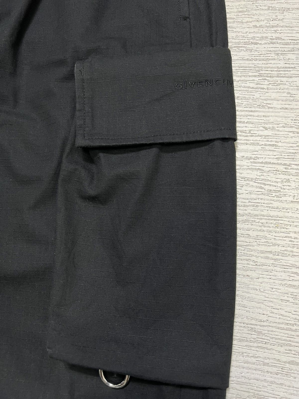 Givenchy Givenchy - Mesh Panel Multi-Pocket Cargo Pants Size US 30 / EU 46 - 6 Thumbnail