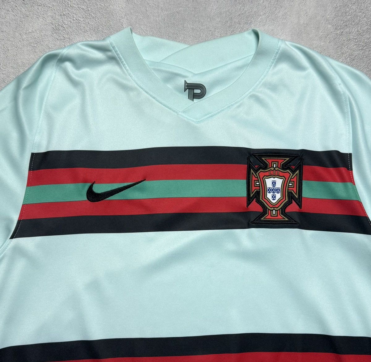 Nike Portugal 2020 2021 Away Football Shirt Soccer Jersey Nike Size US L / EU 52-54 / 3 - 7 Thumbnail
