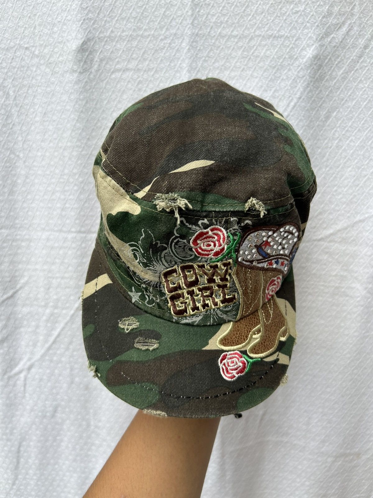 If Six Was Nine × Japanese Brand × Le Grande Bleu (L.G.B.) Distressed camo patched cowboy girls hats Size ONE SIZE - 5 Thumbnail
