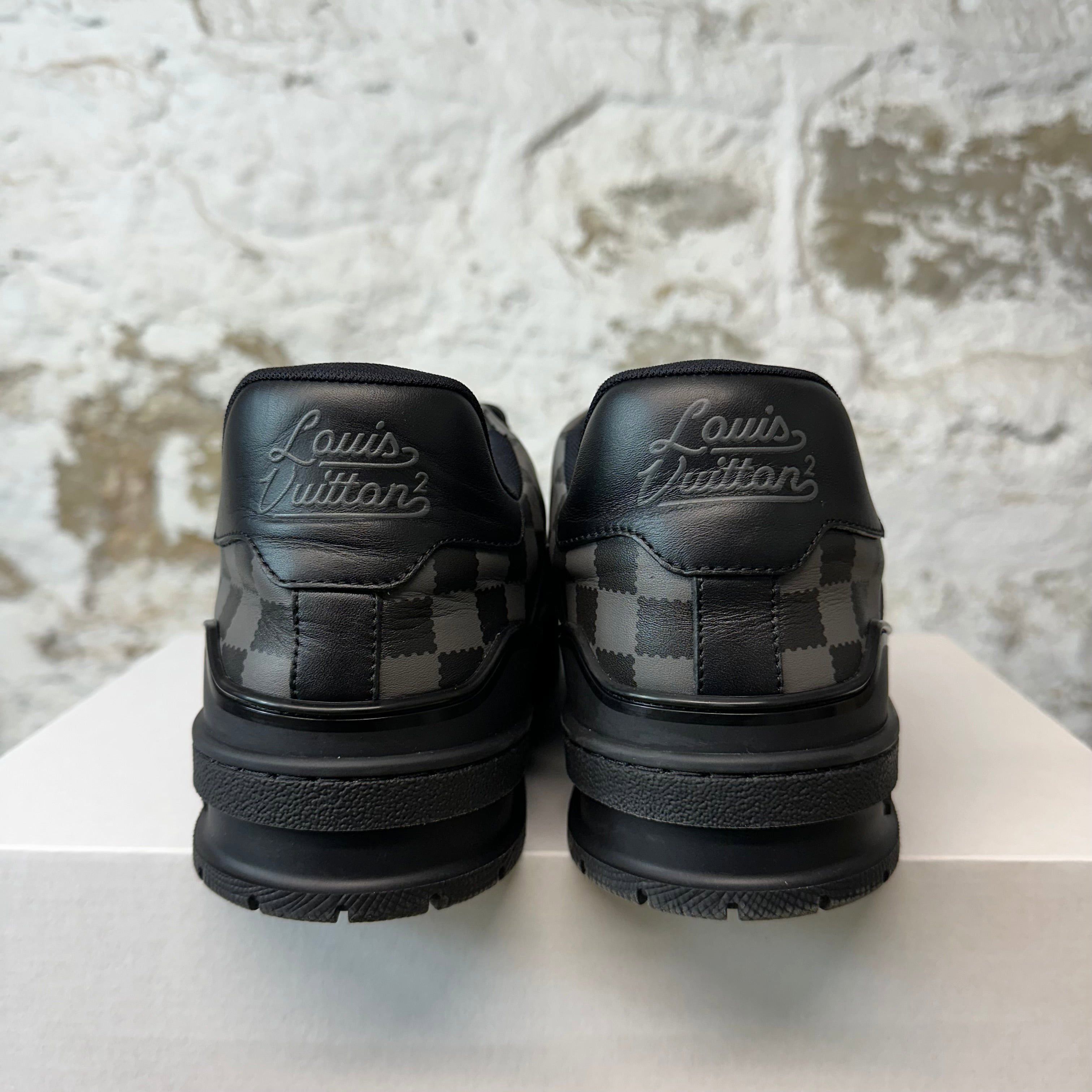 Louis Vuitton Louis Vuitton Damier Graphite Trainer Sneaker Sz 10.5 (9LV) Size US 10.5 / EU 43-44 - 6 Thumbnail