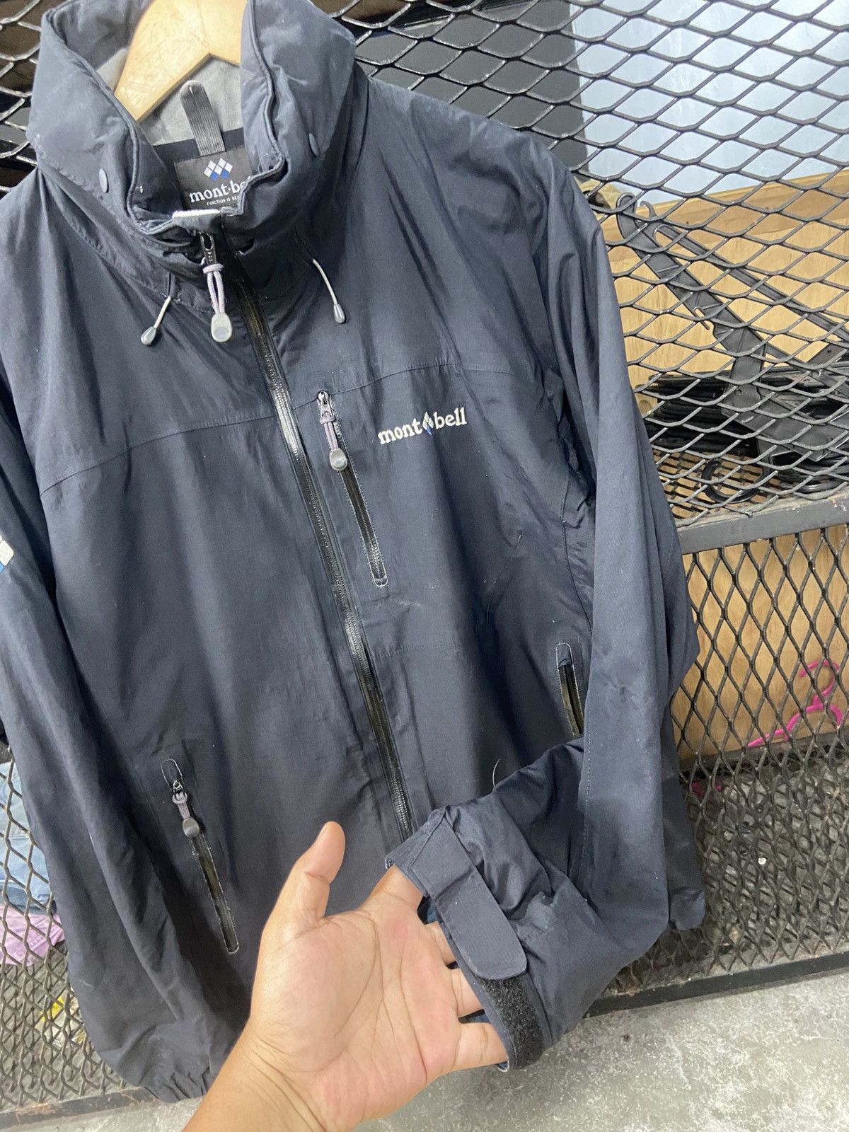 Montbell × Weatherproof MONTBELL WATERPROOF JACKET Size US L / EU 52-54 / 3 - 4 Thumbnail