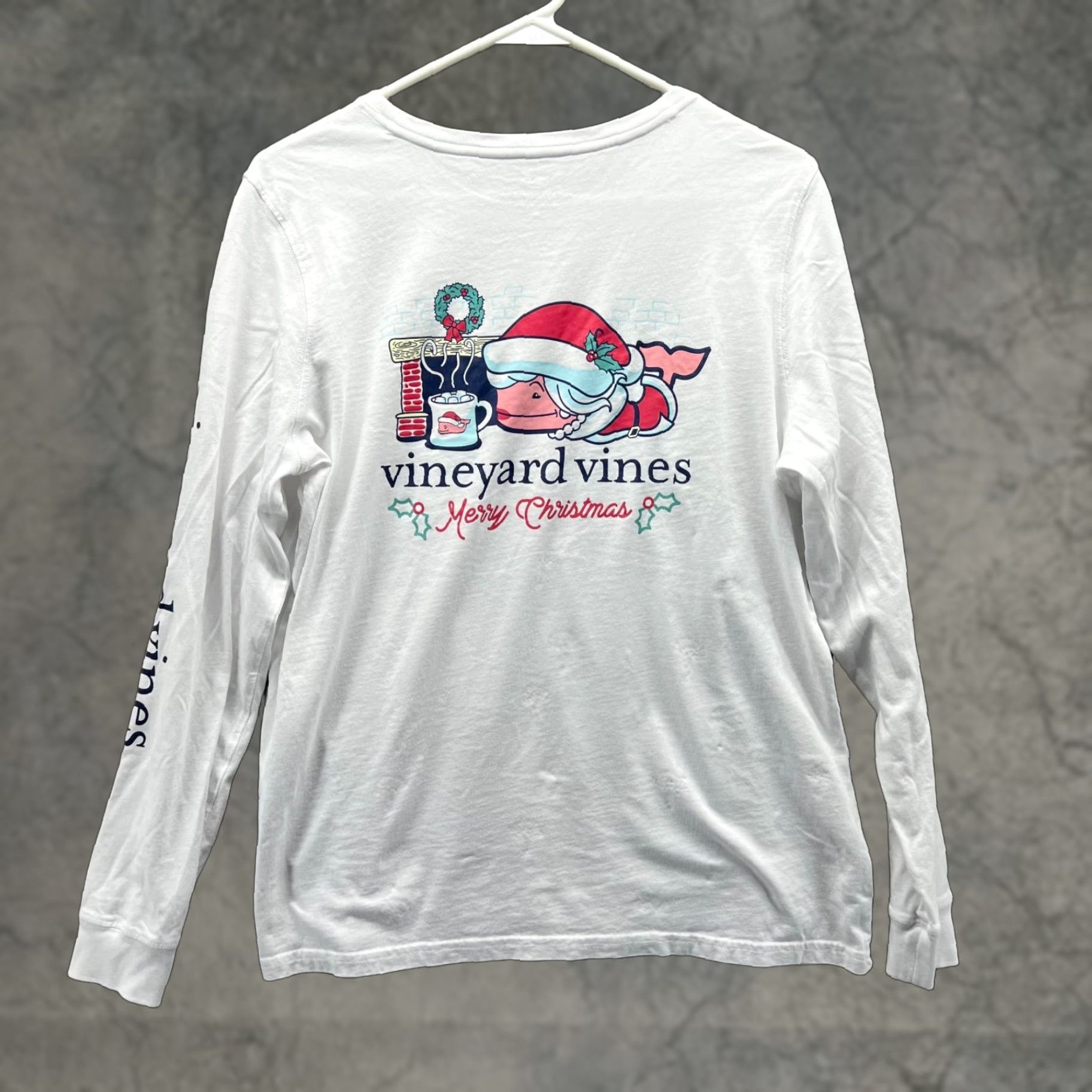 Vineyard Vines Vineyard Vines Shirt Womens Medium White Long Sleeve Christmas Whale Santa Tee Shirt Size M / US 6-8 / IT 42-44 - 1 Thumbnail