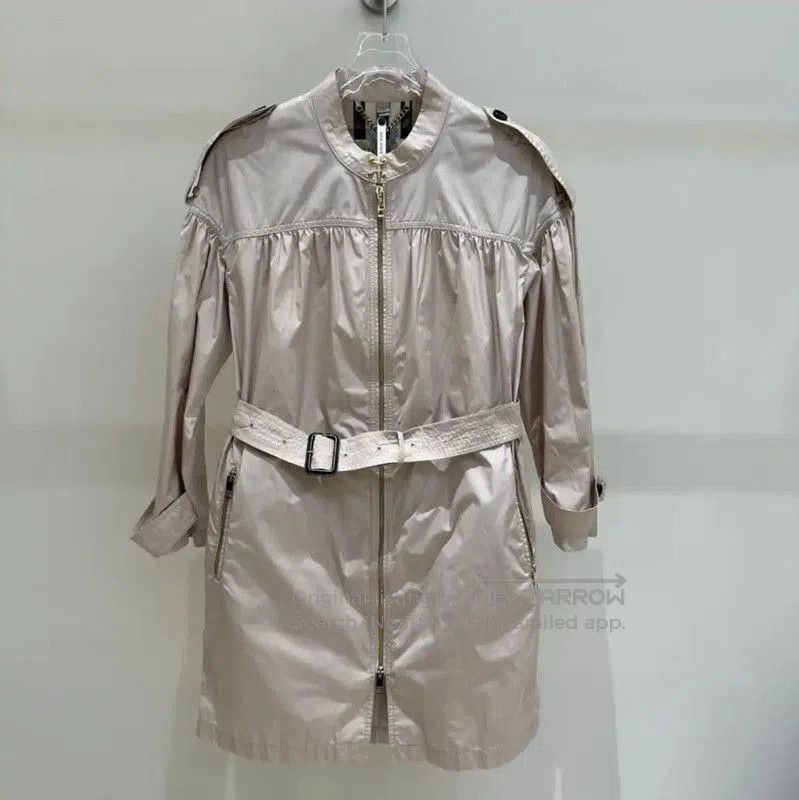 Burberry Burberry Pink Polyester Women's Trench Coat. Size M / US 6-8 / IT 42-44 - 1 Thumbnail