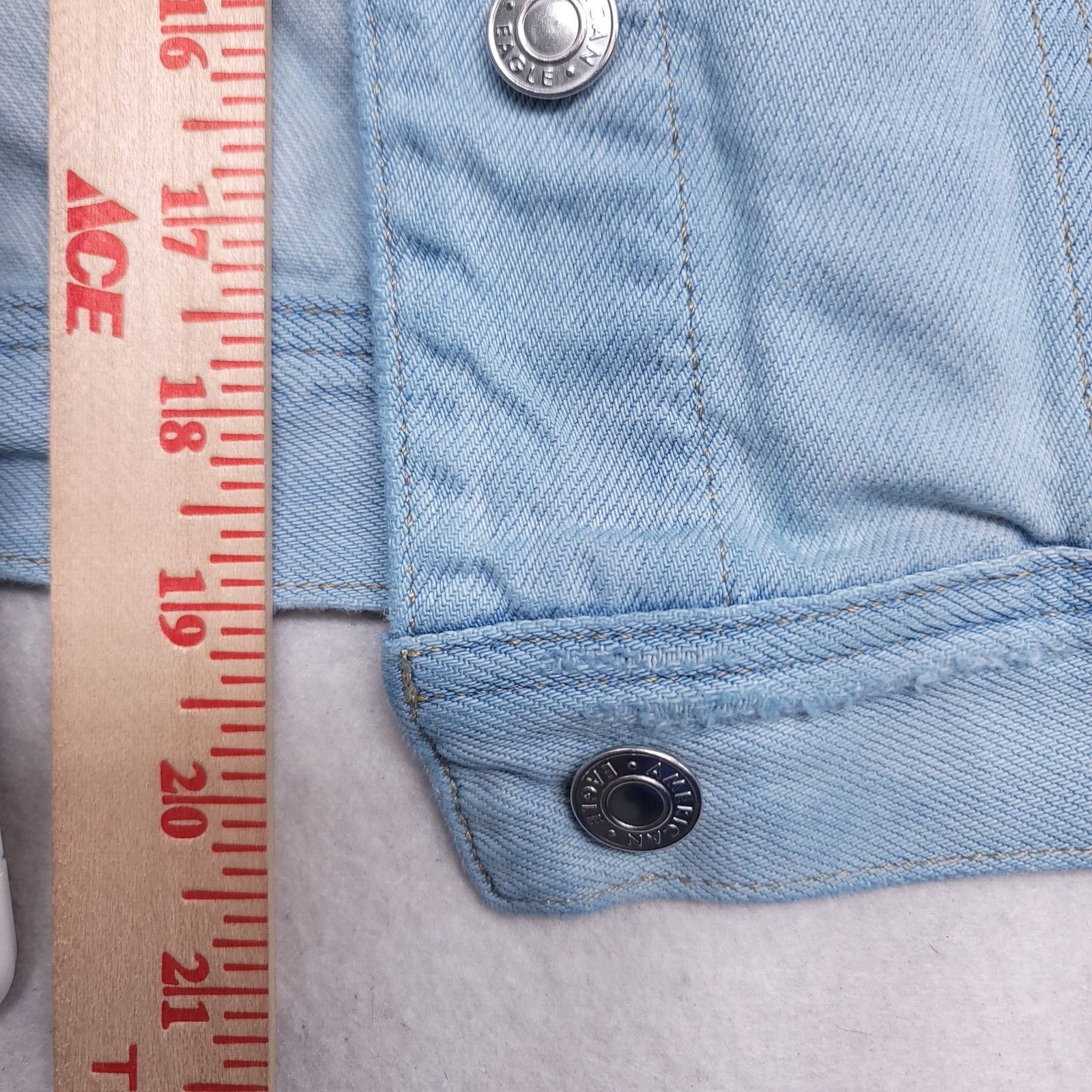 American Eagle Outfitters American Eagle Casual Button Up Denim Jacket Womens Size XS Size XS / US 0-2 / IT 36-38 - 8 Thumbnail