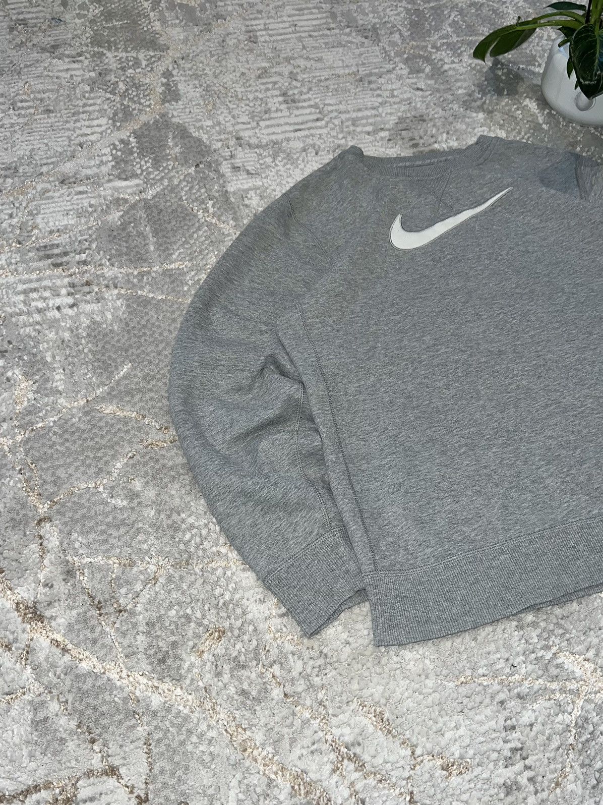 Nike × Vintage NIKE VINTAGE 00S BIG SWOOSH LOGO SWEATSHIRT Y2K CREWNECK Size US S / EU 44-46 / 1 - 3 Thumbnail