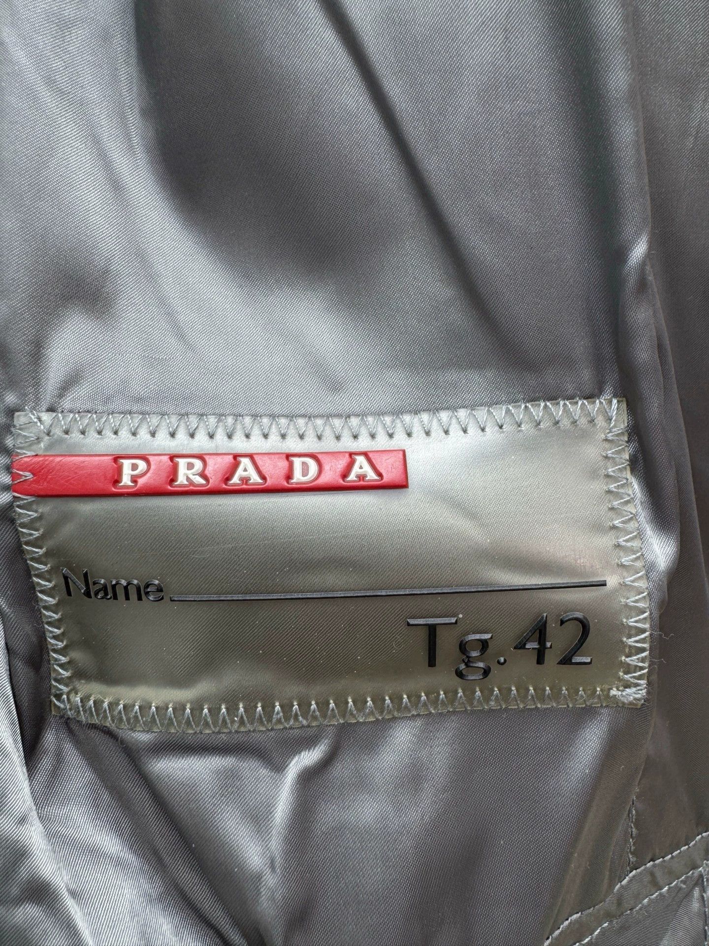 Prada Prada Down Jacket Size 42 Authentic Retail $1000+ Size M / US 6-8 / IT 42-44 - 5 Thumbnail