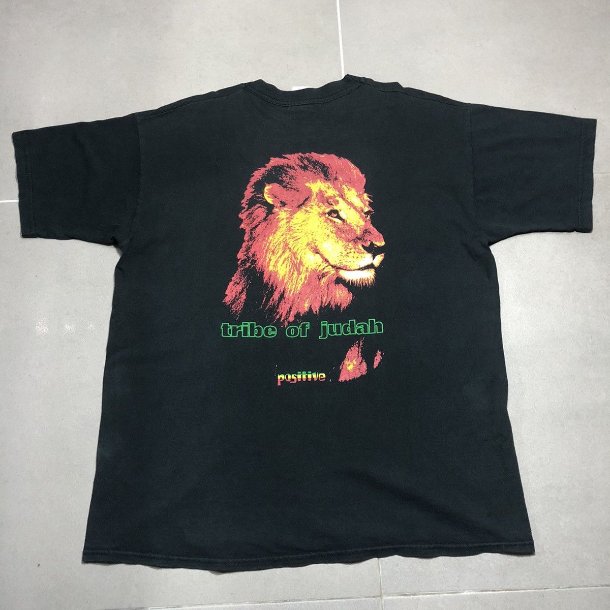 Vintage Vtg Tribe Of Judah Positive Rastafari Tahirt Size US XL / EU 56 / 4 - 3 Thumbnail
