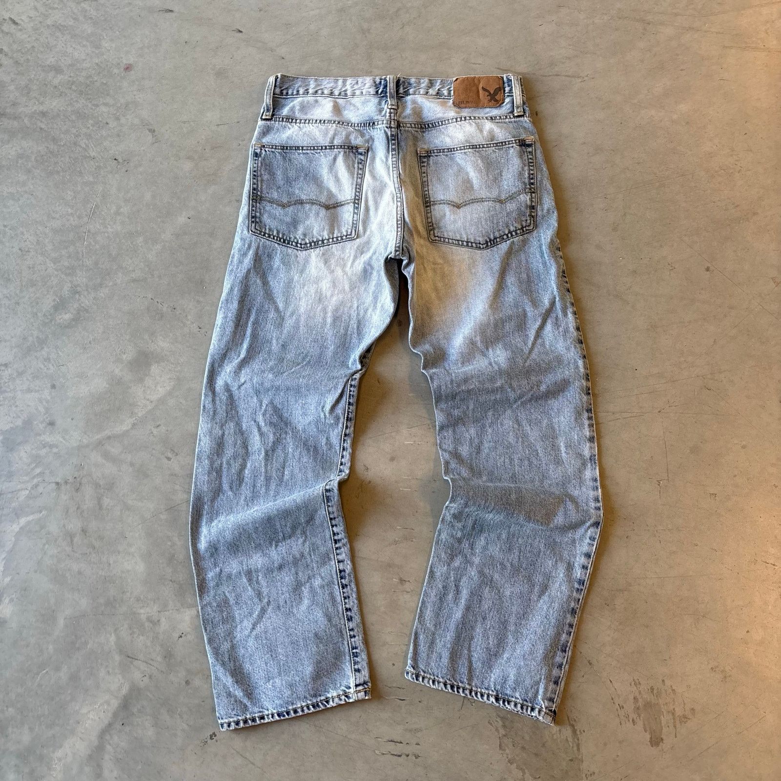 American Eagle Outfitters Vintage faded washed denim jeans Size US 31 - 2 Thumbnail