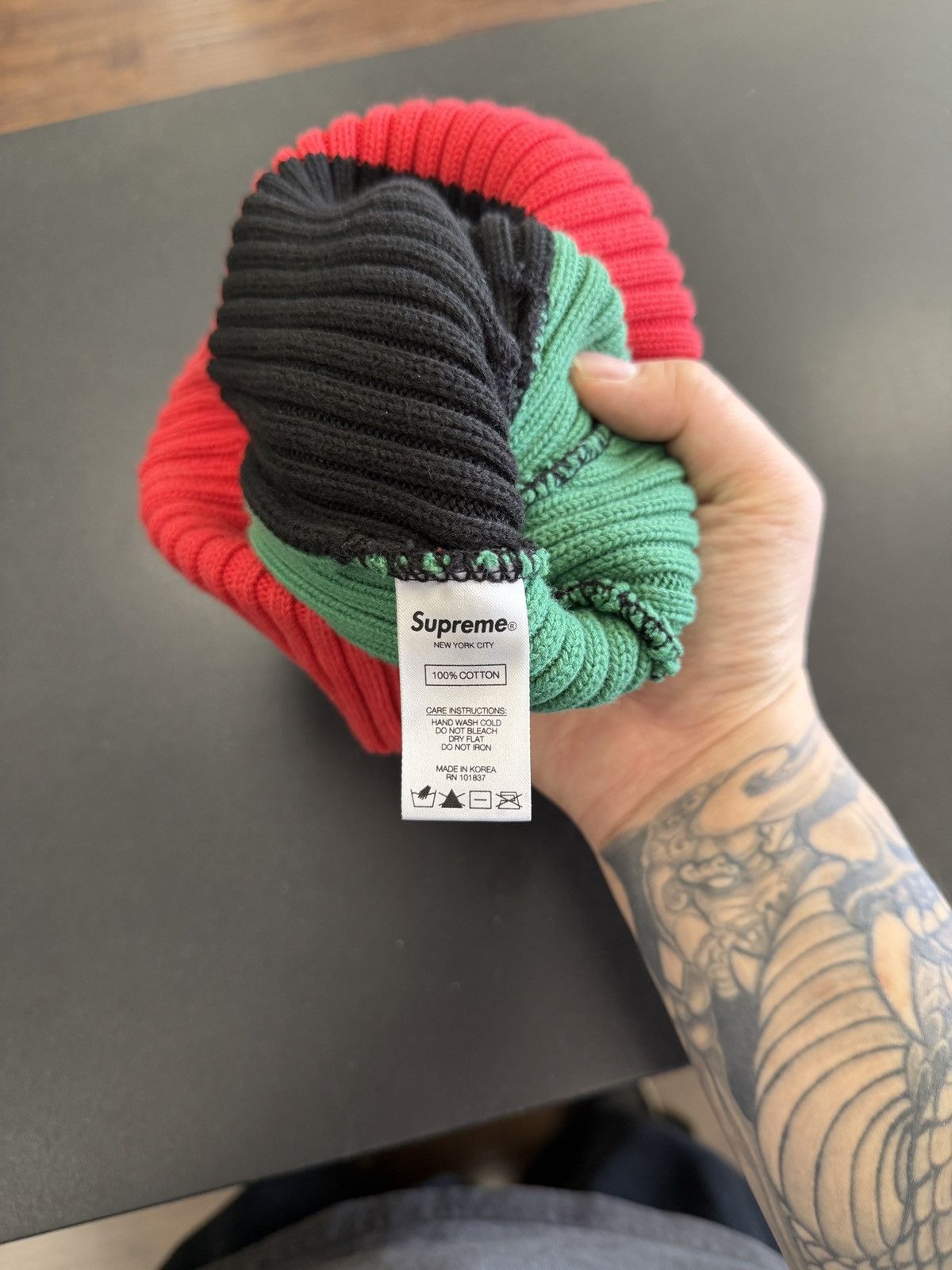 Supreme Supreme Overdyed Beanie SS20 GREEN BLACK RED Size ONE SIZE - 4 Thumbnail