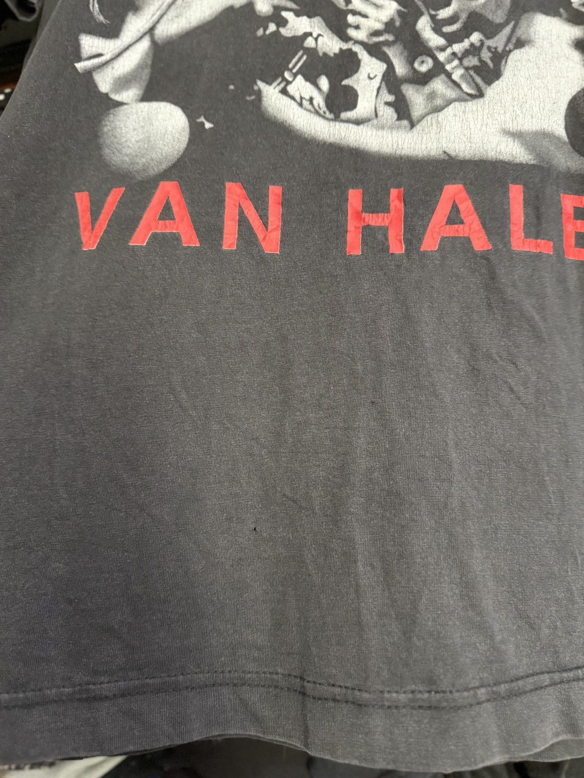 Band Tees Vintage Van Halen American Rock Band Faded Tee Size US L / EU 52-54 / 3 - 9 Thumbnail