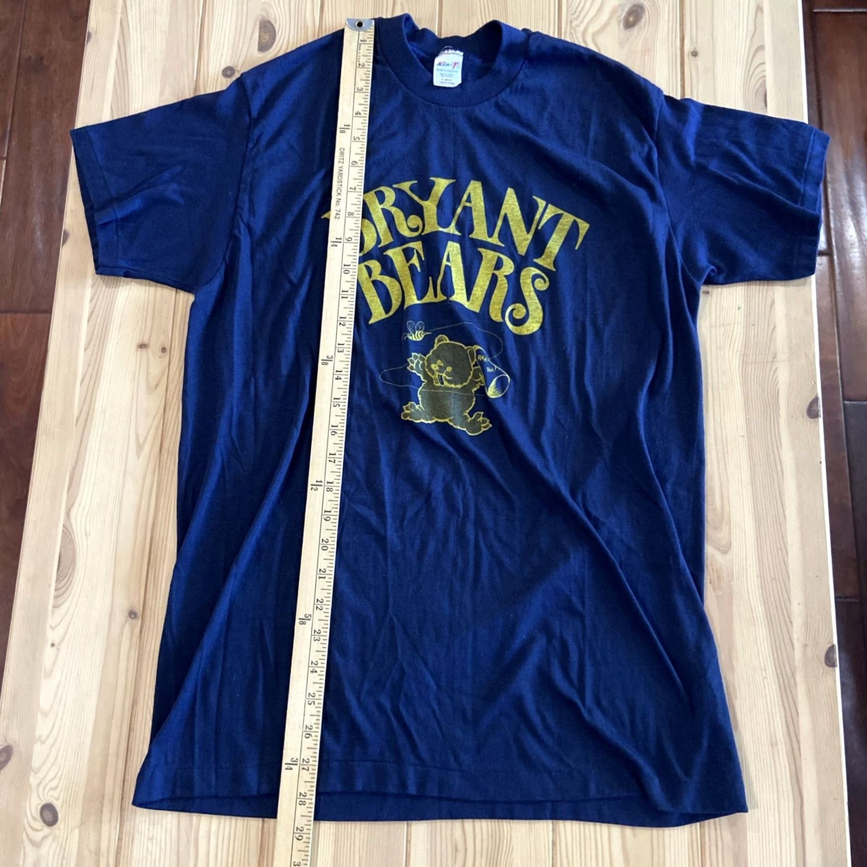 Gildan VINTAGE Bryant Bears Cal Berkeley Style T Shirt Mens XL Blue Gildan 5000 College 90s University Shirt Boys Mens Size US XL / EU 56 / 4 - 4 Thumbnail
