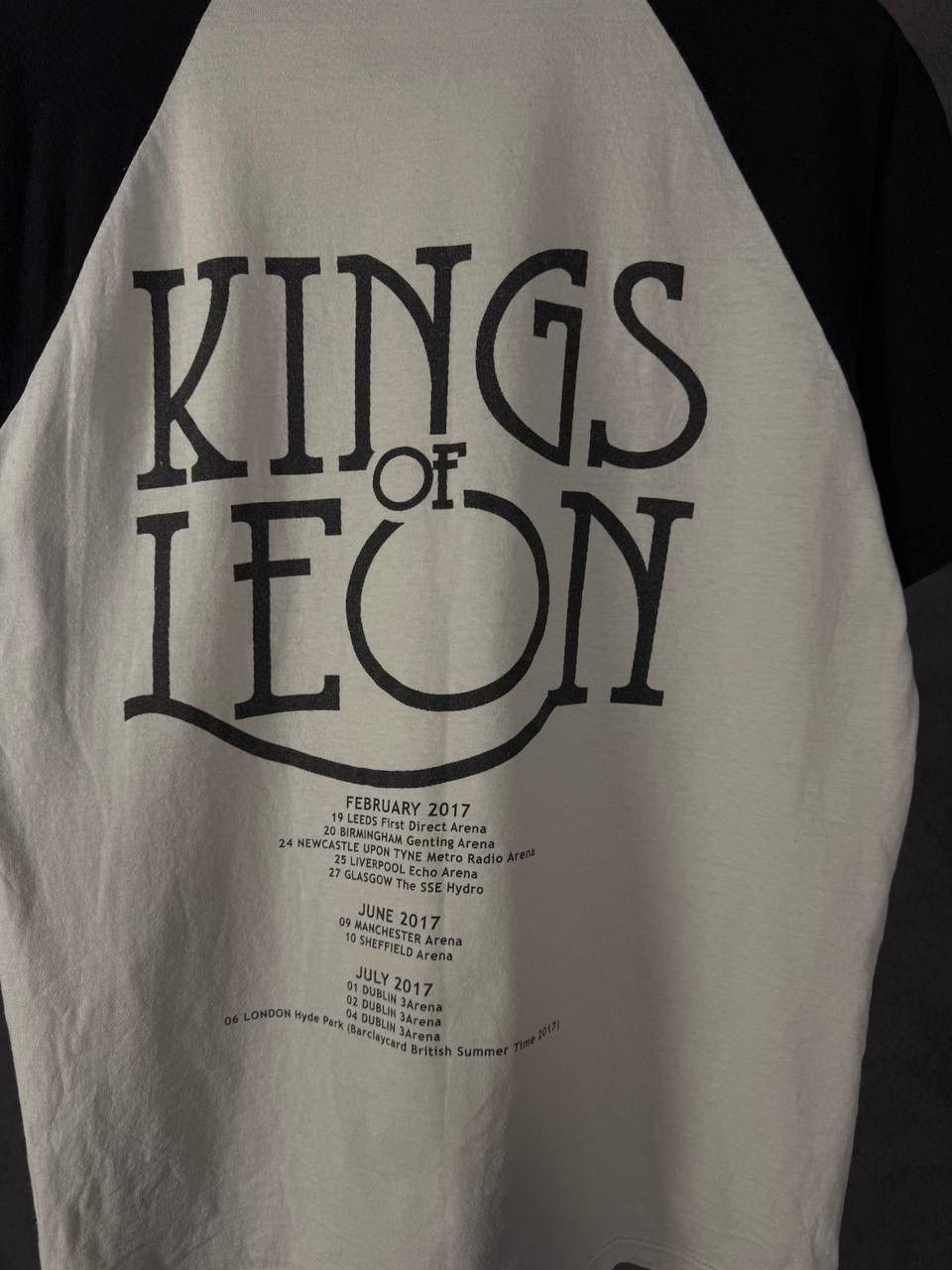 Band Tees Kings of Leon rock band tour tee Size US L / EU 52-54 / 3 - 5 Thumbnail